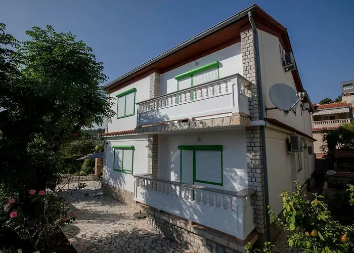 Appartement Larissa *